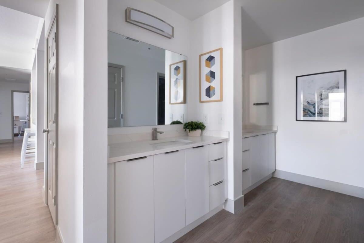 4B 2Ba Luxury Central Apartment With Gym Charlotte Buitenkant foto