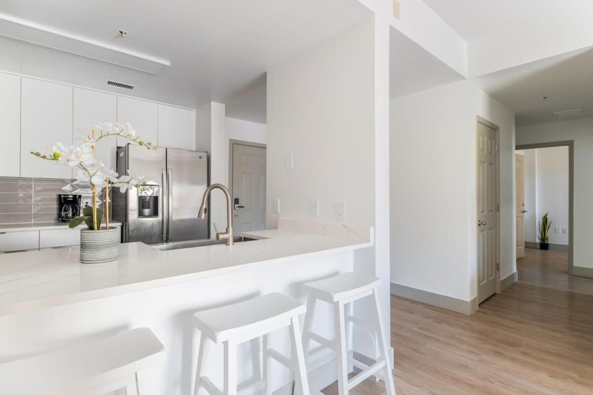 4B 2Ba Luxury Central Apartment With Gym Charlotte Buitenkant foto